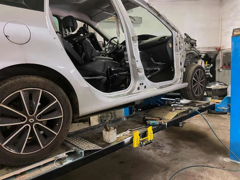 Unfallinstandsetzung Renault in Hagen